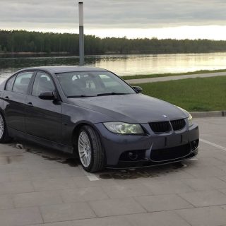 Priekšējā bufera spoileris BMW E90/E91 ar M3 stila buferi, spīdīgi melns — 6