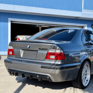 Aizmugurējā bufera difuzors BMW E39 ar M-Pack, spīdīgi melns — 4